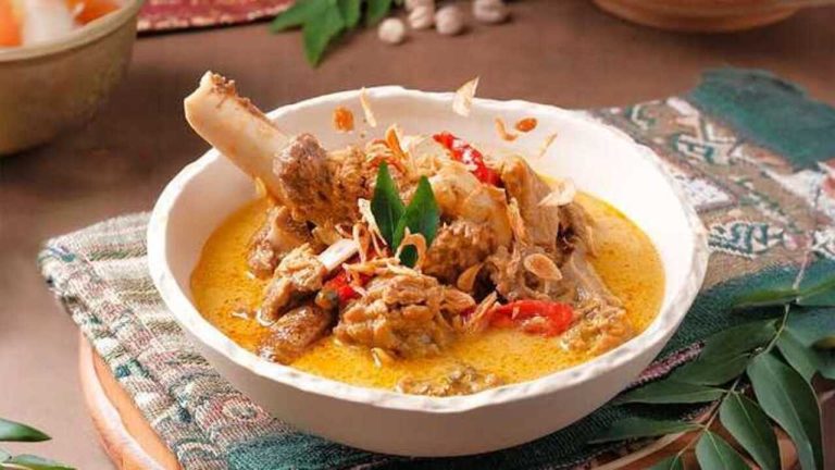 Resep gulai kambing yang gurih dan kaya akan rempah